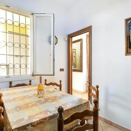 Beautiful In With Kitchen * سانريمو